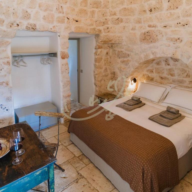  - Room #1713792701 - 11