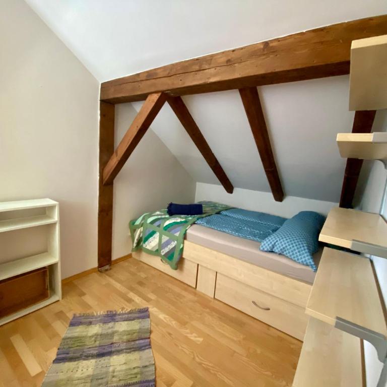 Ferienwohnung Bergulme - Apartment mit 3 Schlafzimmern und Bergblick - 70