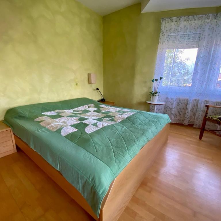 Ferienwohnung Bergulme - Apartment mit 3 Schlafzimmern und Bergblick - 56