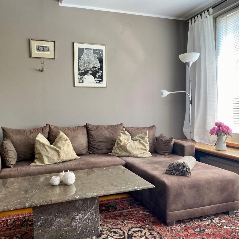 Ferienwohnung Bergulme - Apartment mit 3 Schlafzimmern und Bergblick - 51