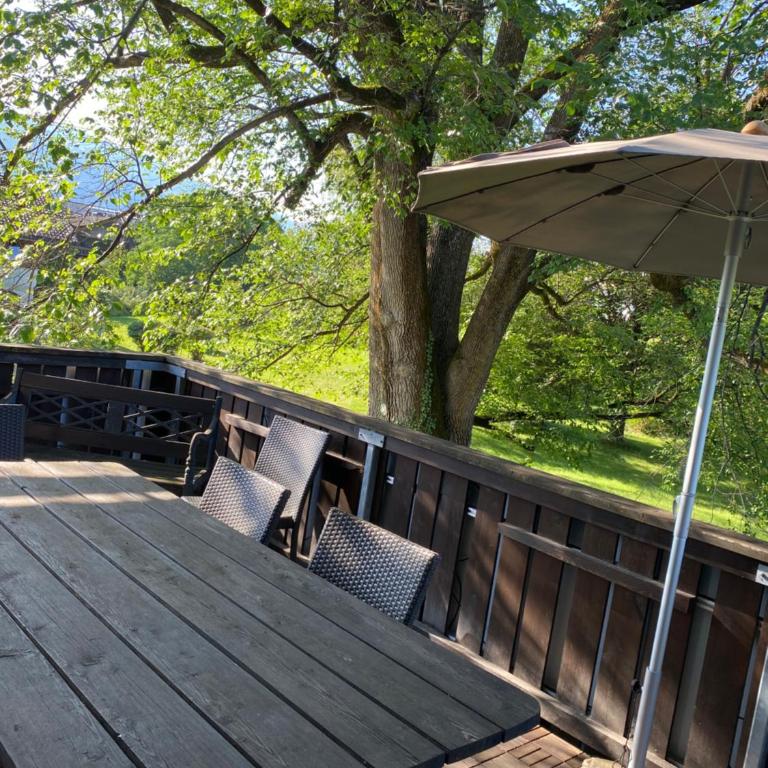 Ferienwohnung Bergulme - Apartment mit 3 Schlafzimmern und Bergblick - 74