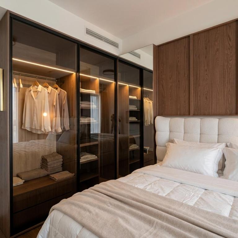  - Room #1713798801 - 2