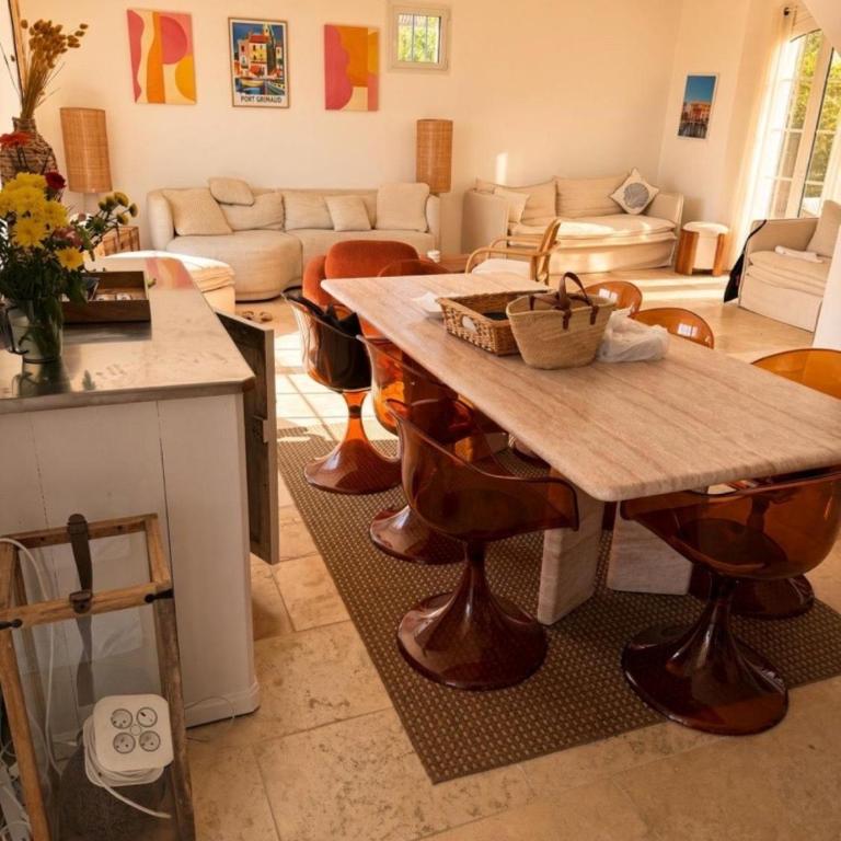 Villa d'exception avec jardin et piscine sur le port - Villa - Côté Plage - 5