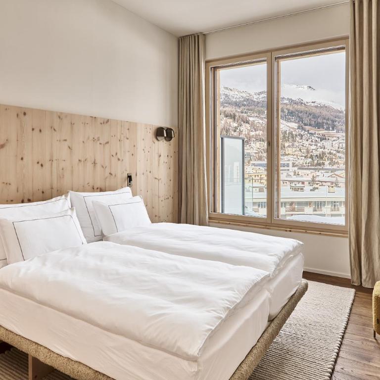 The View - Penthouse with Three Bedrooms - 7