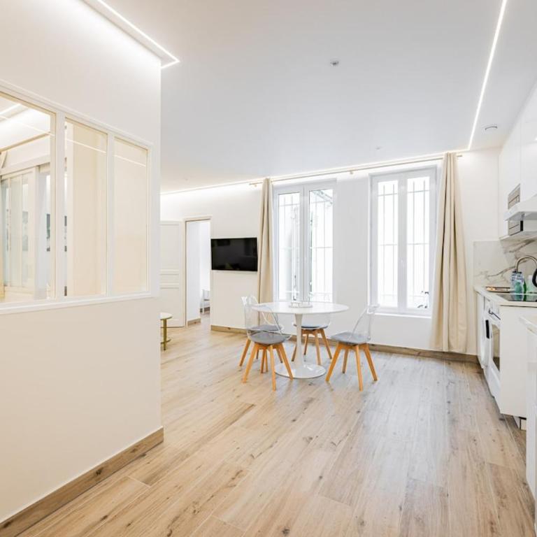 Cœur Batignolles-Europe-2 bedrooms-charming-Paris 8 - Appartement 2 Chambres - 11