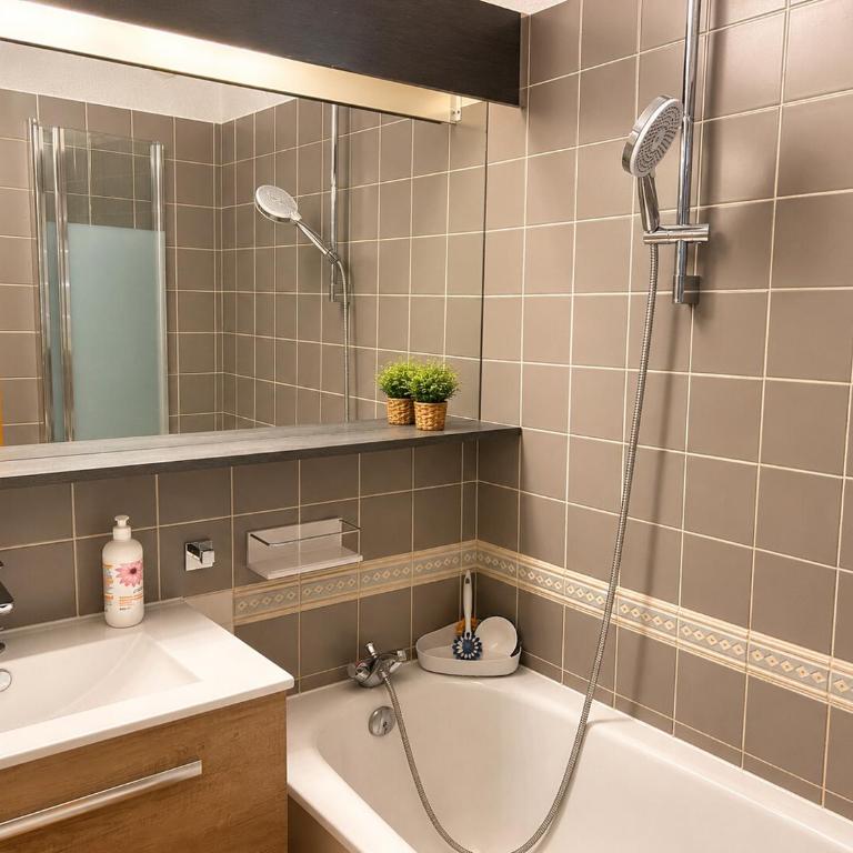 Résidence Carene - Appartement agréable · Proche des pistes · Vue pistes · Balcon MAE-3691 - Appartement - 5