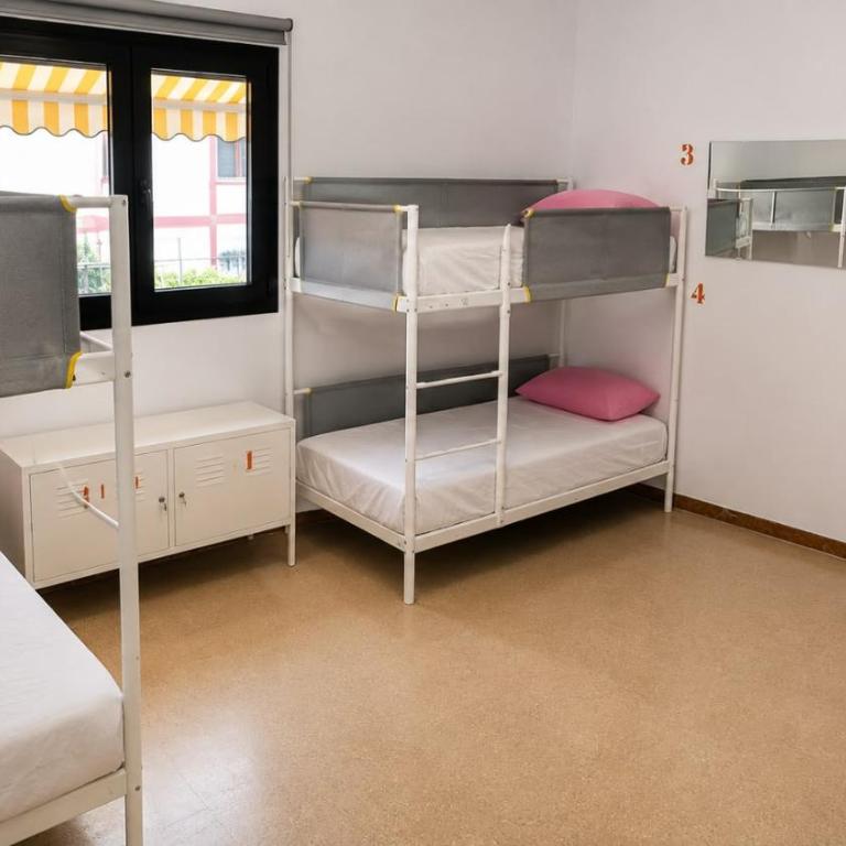 Guayaba Hostel - Bed in 6-Bed Female Dormitory Room - 1