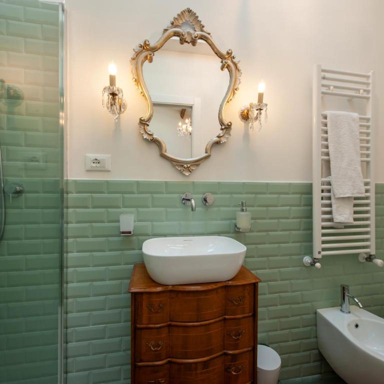 Parcheggio & Giardino Privato - Tramvia a 5 minuti - Two-Bedroom Apartment - 9