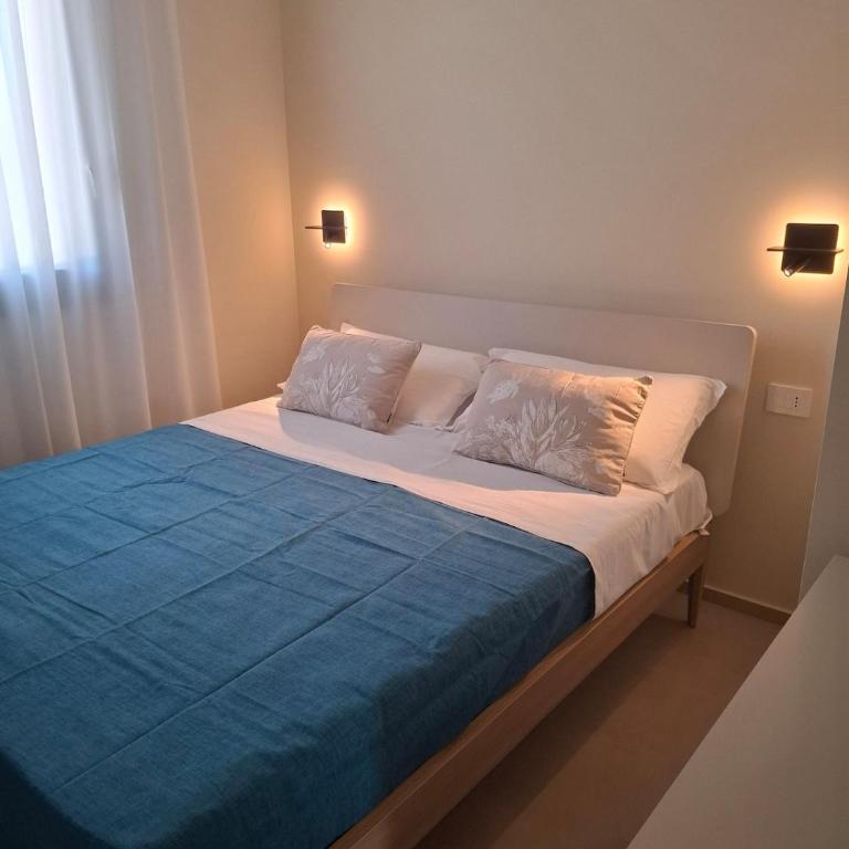  - Room #1713819801 - 3
