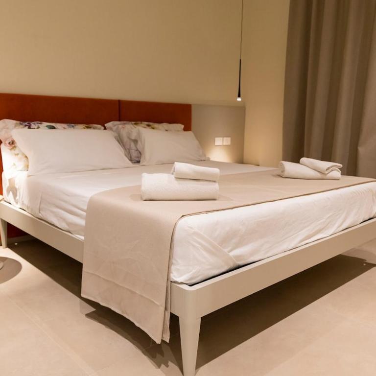  - Room #1713819801 - 44