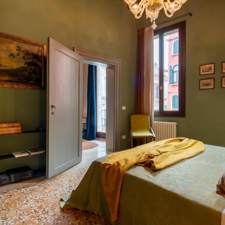  - Room #1713820101 - 4