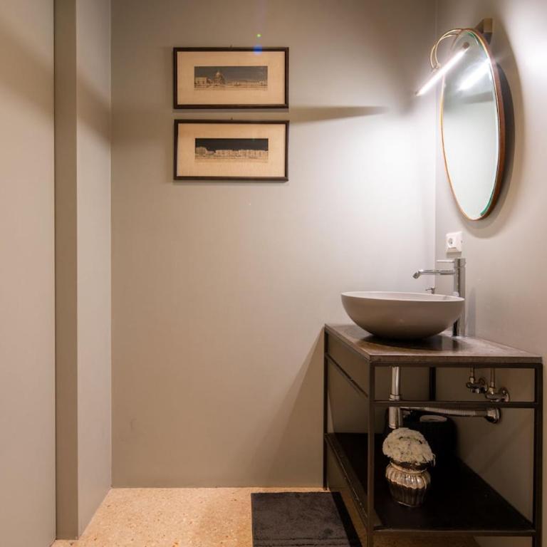  - Room #1713820101 - 7