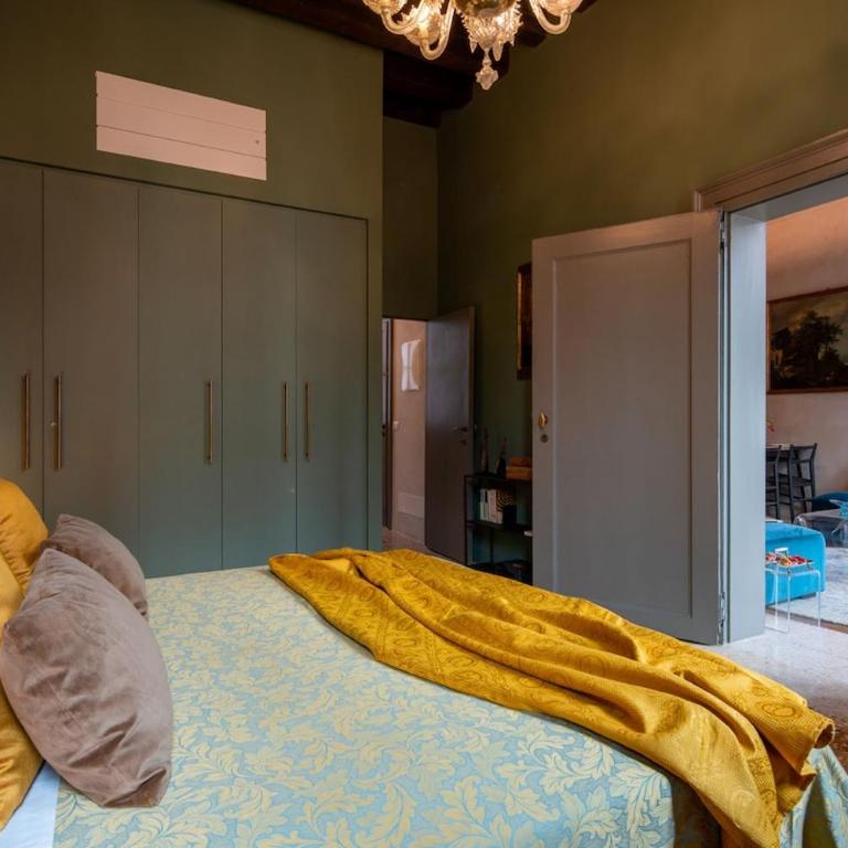  - Room #1713820101 - 34