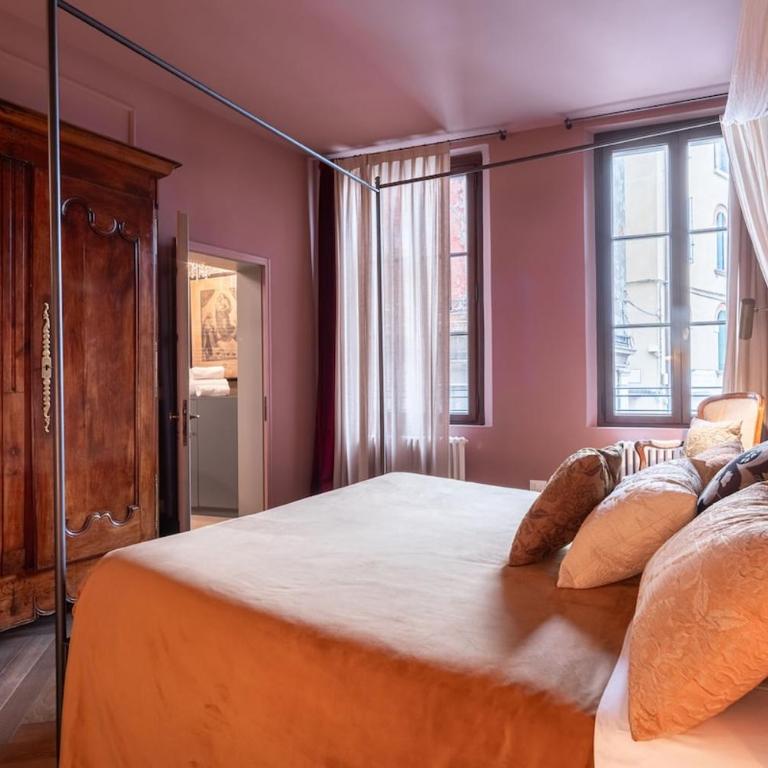  - Room #1713820101 - 36