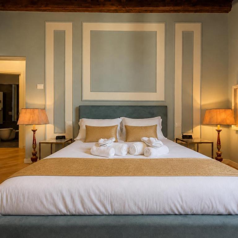  - Room #1713824901 - 7