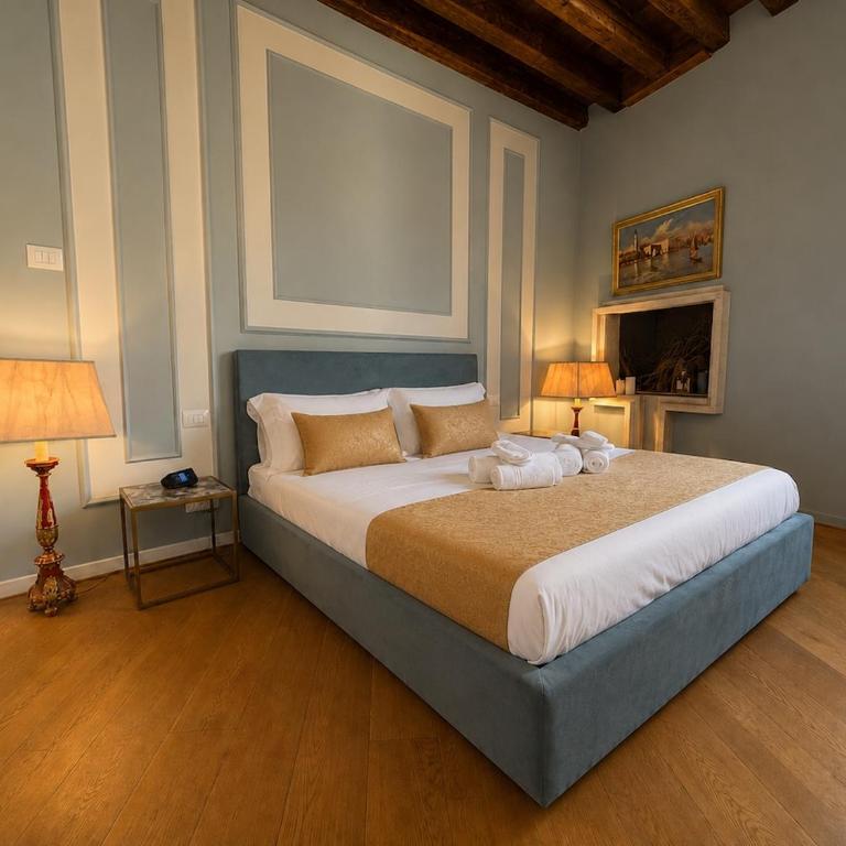  - Room #1713824901 - 8