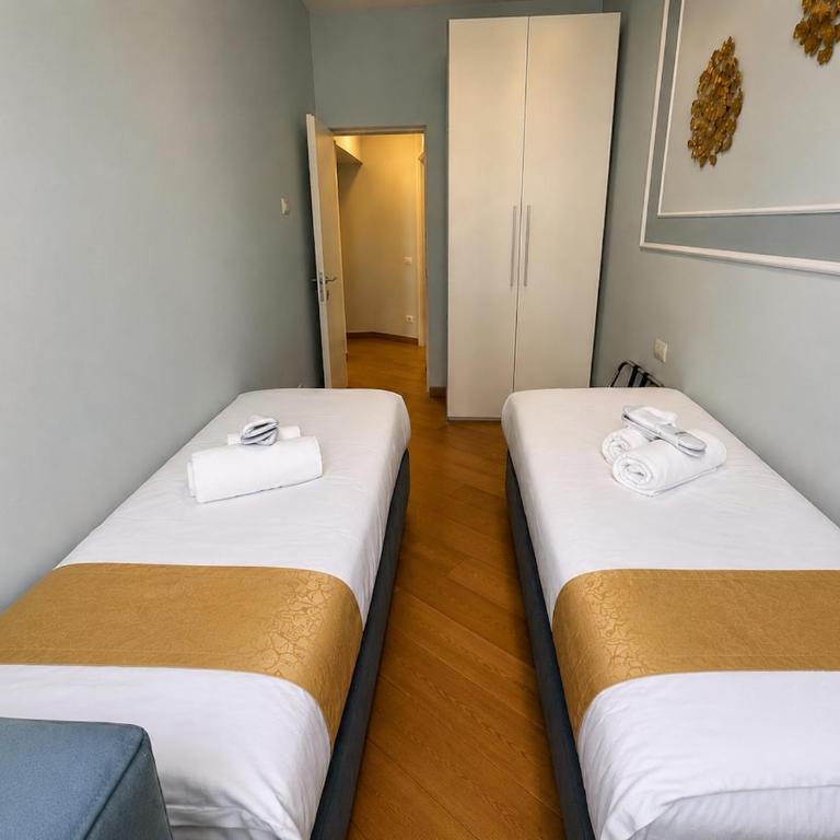  - Room #1713824901 - 17