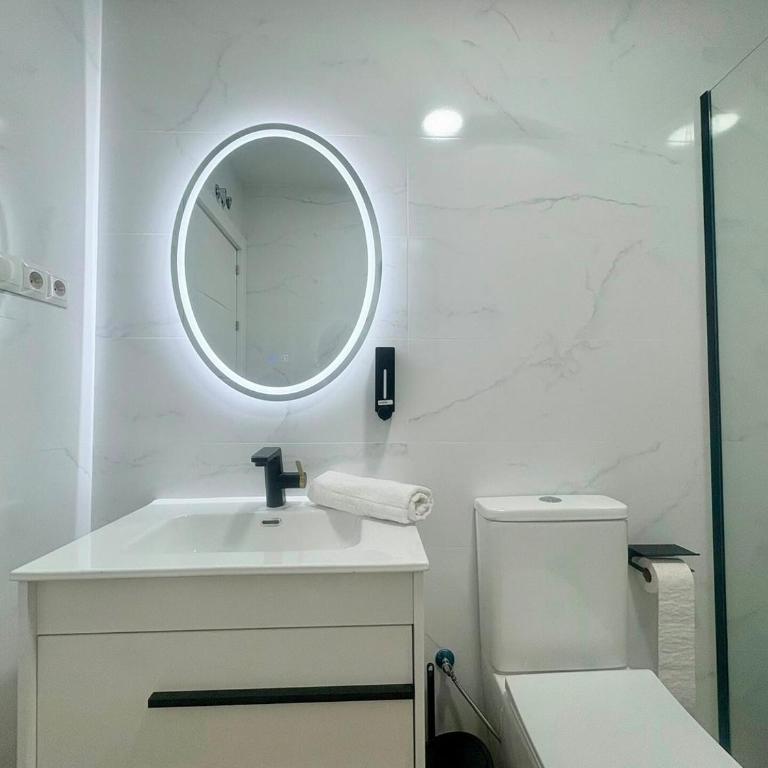 Suite Metropolitano Airport Madrid Canillejas - Apartment mit 2 Schlafzimmern - 25