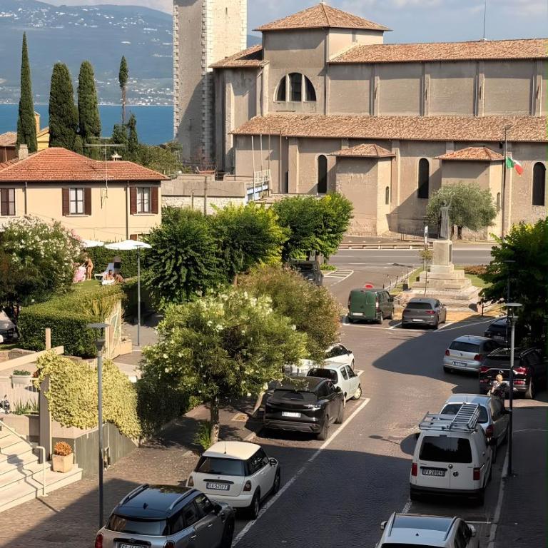 Casa Vacanza Preziosa - Appartamento con 2 Camere da Letto e Vista Lago - 24