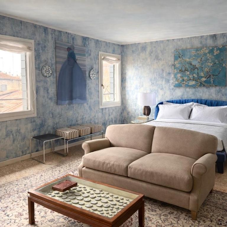  - Room #1713834401 - 9