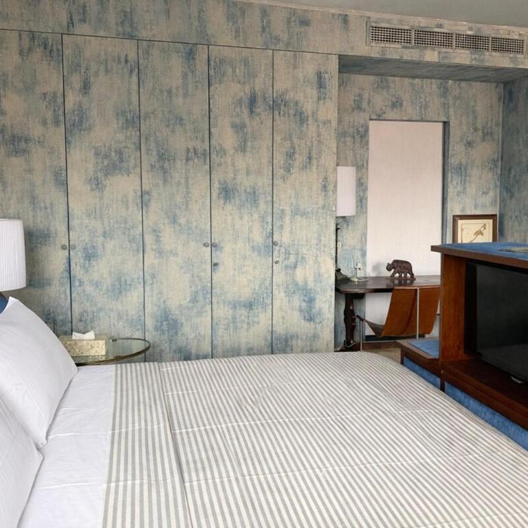  - Room #1713834401 - 14
