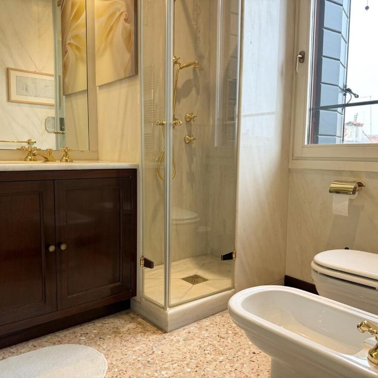  - Room #1713834401 - 17
