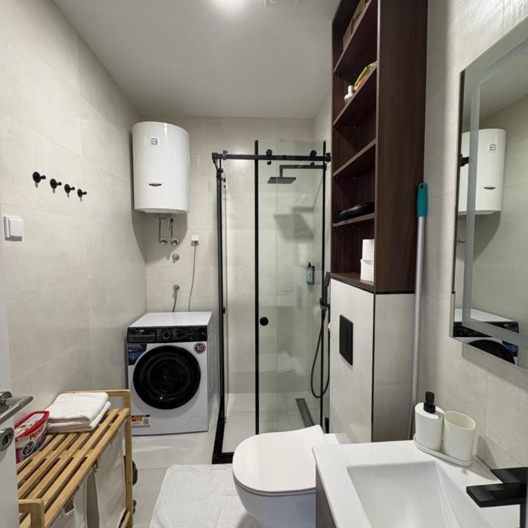 Luxury 2BR Sea View & Garage & Twin Towers Becici - Apartman sa 2 Spavaće Sobe, Terasom i Pogledom na More - 7