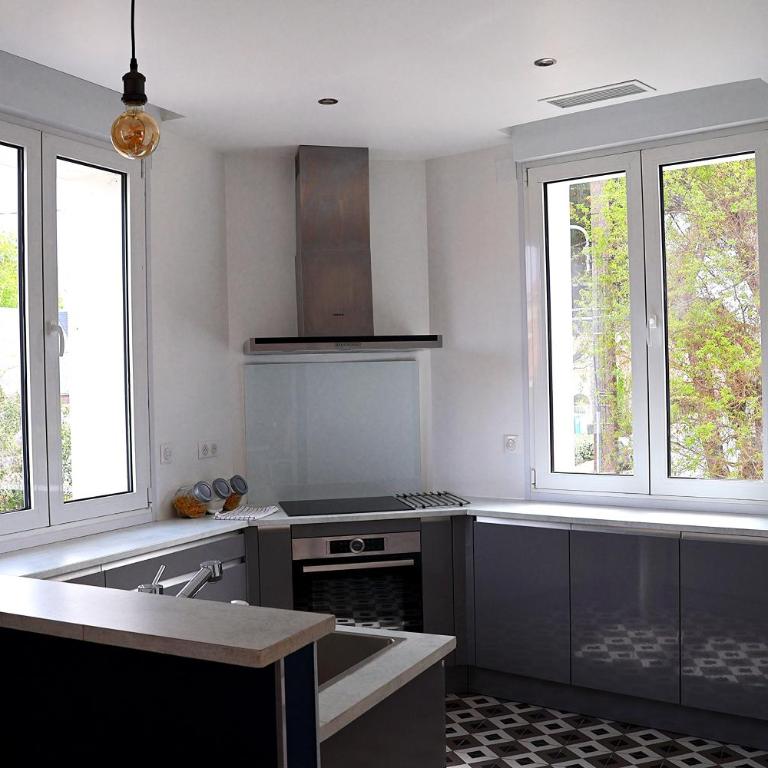 100m from Arcachon Beach Spacious 100m2 Apartment with Parking and Air Conditioning - Apartamento - 24