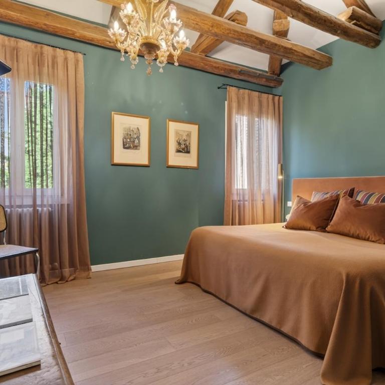  - Room #1713839801 - 3