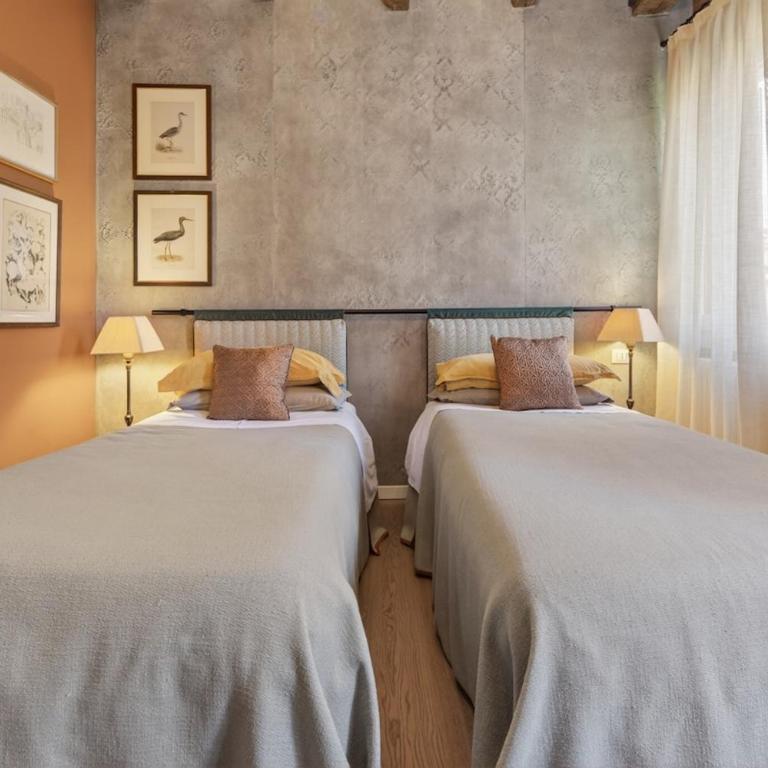  - Room #1713839801 - 40