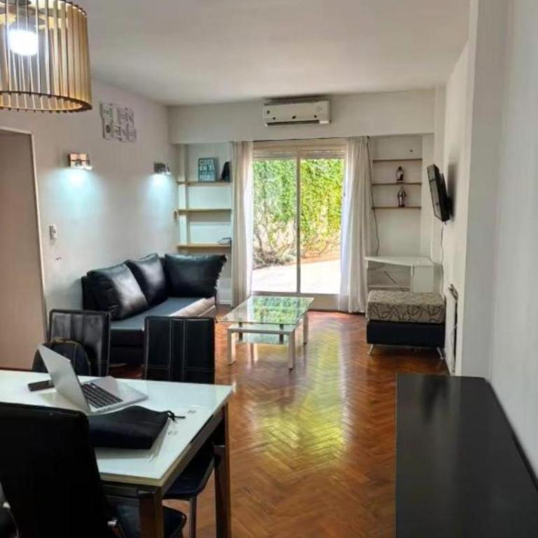 Excelente departamento en el centro de Martinez - Apartamento de 2 dormitorios - 1