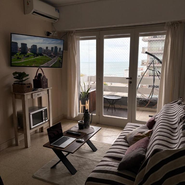  - Room #1713849701 - 1