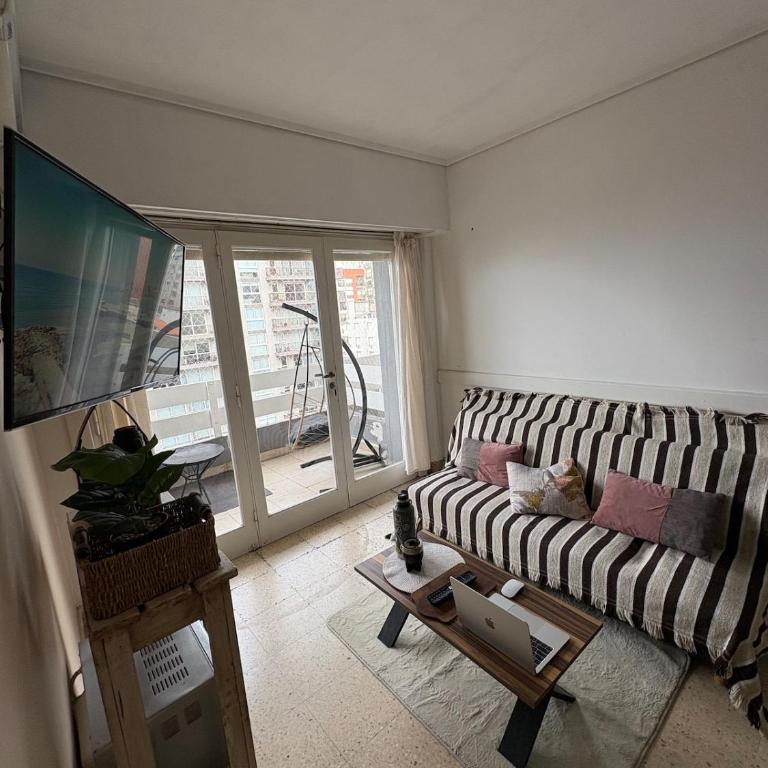  - Room #1713849701 - 6