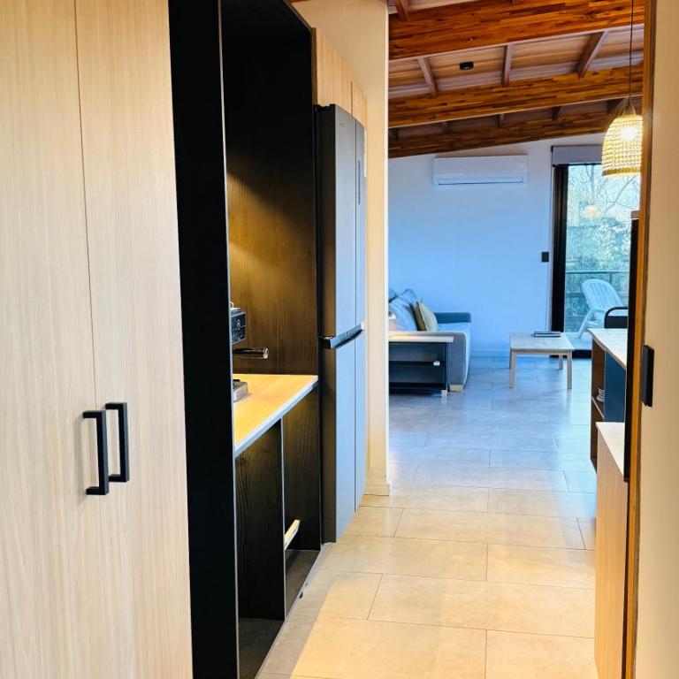  - Room #1713840701 - 6