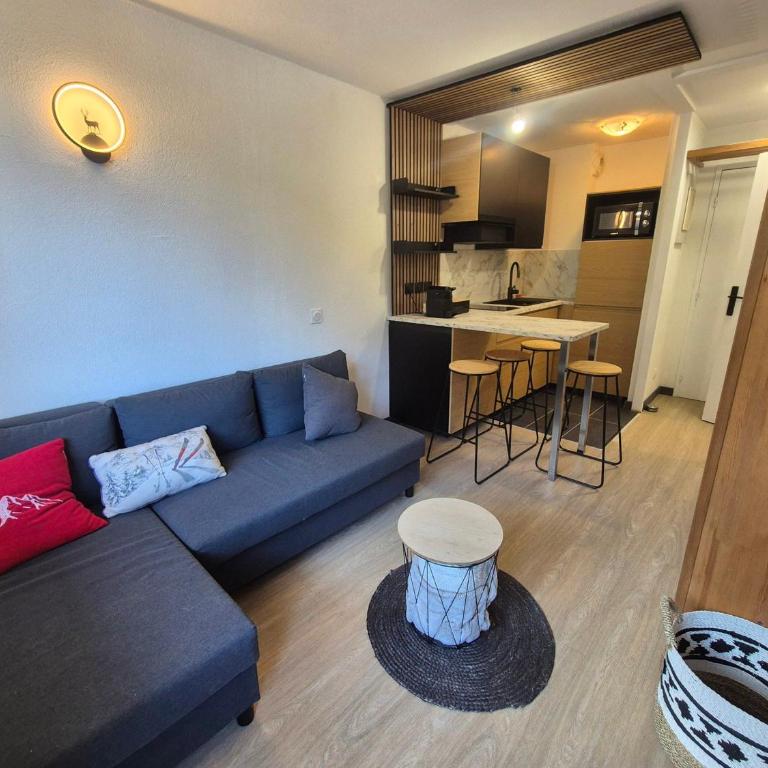 Studio Cabine à Tignes, Accès Direct Pistes, Balcon, WiFi, 4 Pers - FR-1-502-568 - Monolocale - 1