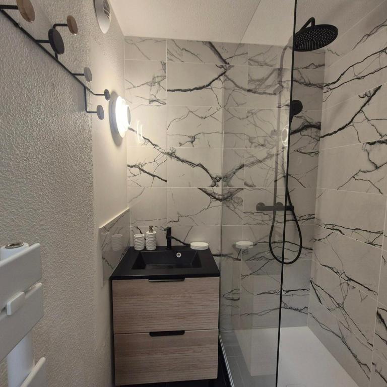 Studio Cabine à Tignes, Accès Direct Pistes, Balcon, WiFi, 4 Pers - FR-1-502-568 - Monolocale - 7