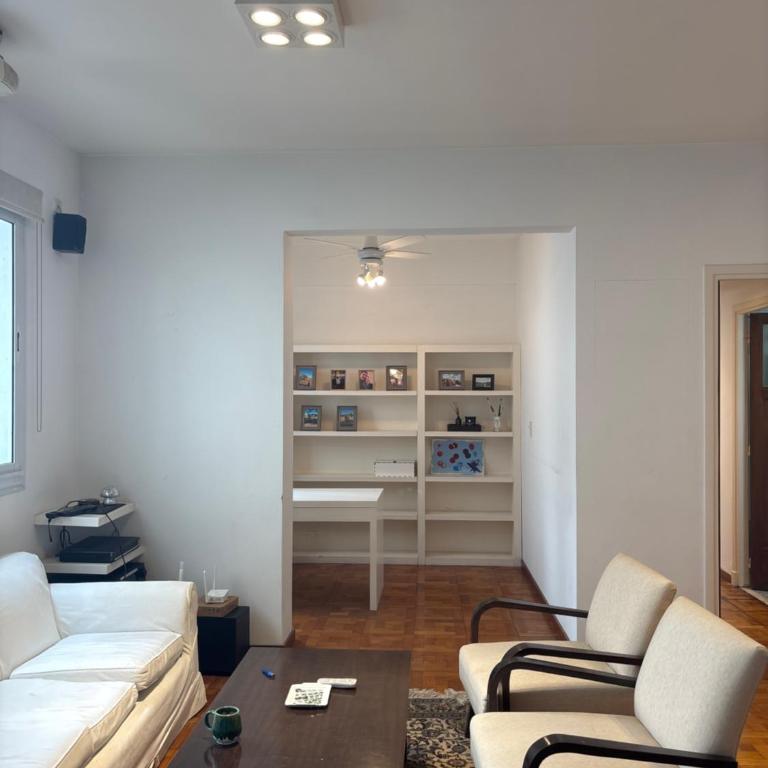  - Room #1713861701 - 1