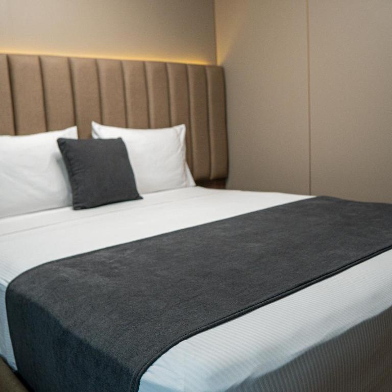Hotel ByHours Las Américas - Habitación Superior - 1 cama grande - 6