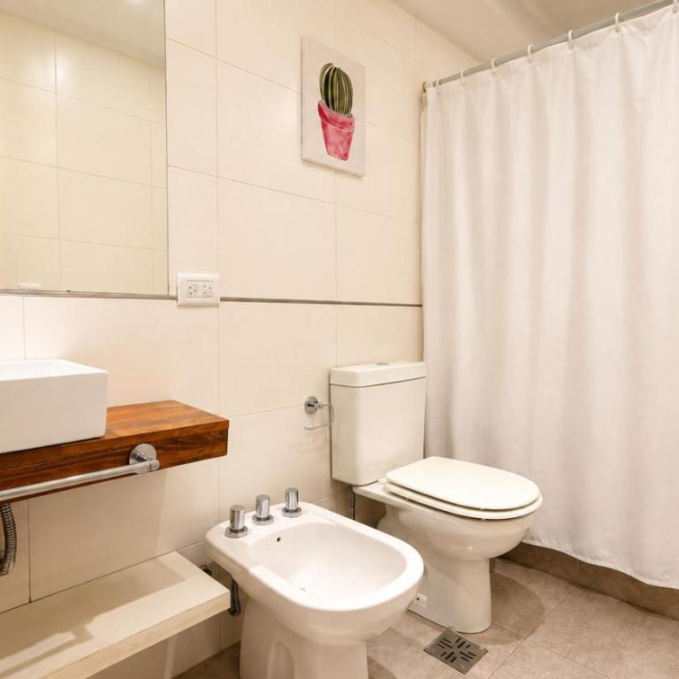 - Room #1713870701 - 6