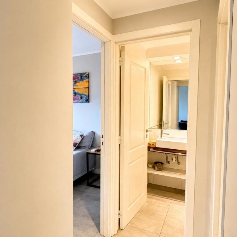 - Room #1713870701 - 16