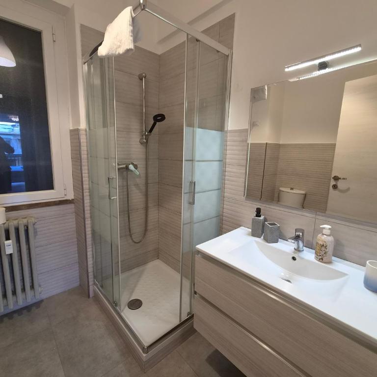 Apartments in Palazzo San Paolo with balconies by ML WHITE HOUSE - Two-Bedroom Deluxe Apartment with Balcony - 5