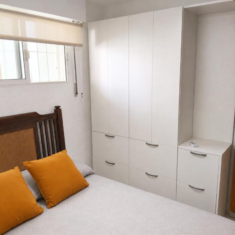 Avda Francia Edif Vistamar 2 Primero 4 - Apartamento de 2 dormitorios - 8