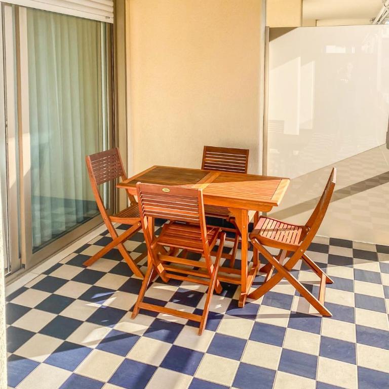 Mediterranee - One-Bedroom Apartment with Balcony - 18