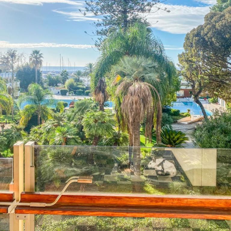 Mediterranee - One-Bedroom Apartment with Balcony - 20