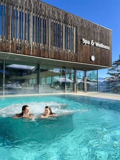 Alpine Family Retreat, Sleeps 10 - Apartment - 38