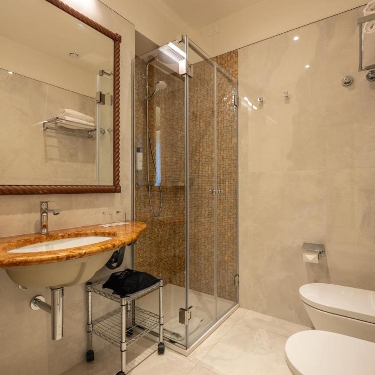 Eurostars Centrale Palace Hotel - Camera Tripla Standard - 5