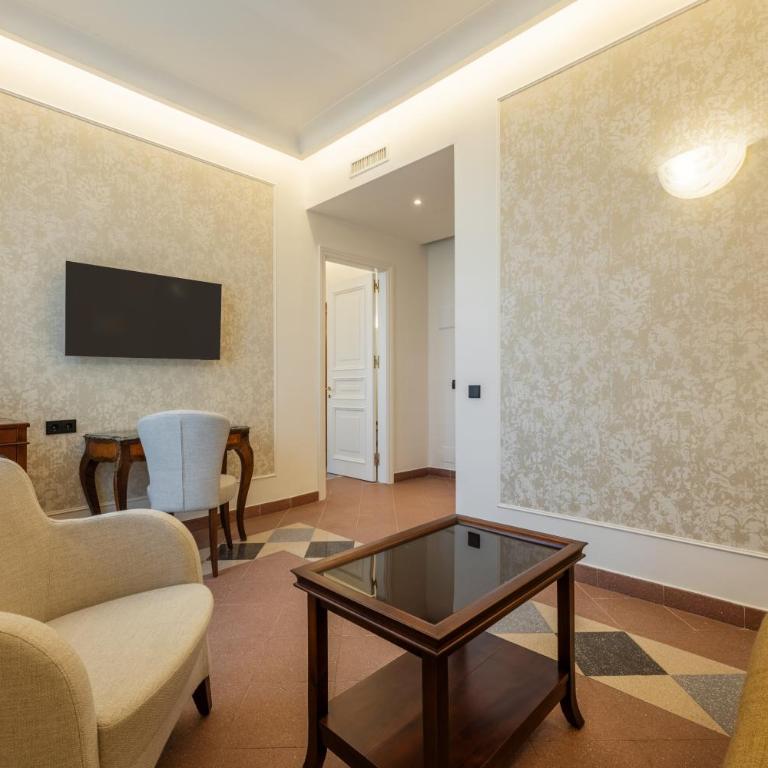 Eurostars Centrale Palace Hotel - Camera Familiare con Terrazza - 4