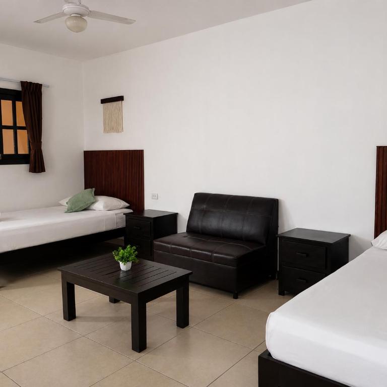 We playa Hotel - Adults Only - Habitación Cuádruple Confort - 3