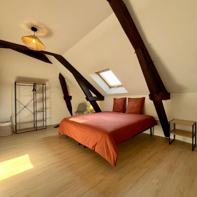 L'Alcôve, Maison 6ch avec jardin et parking - Villa - 12