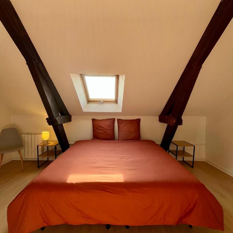 L'Alcôve, Maison 6ch avec jardin et parking - Villa - 13